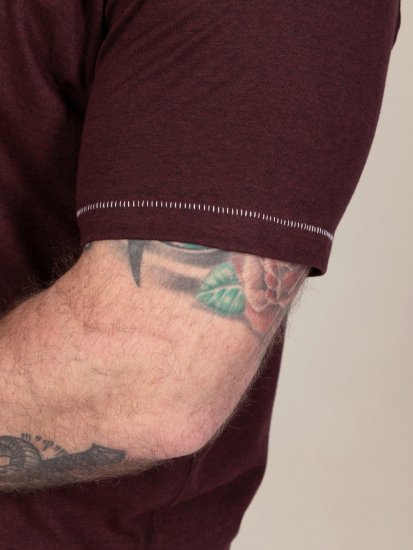 D555 Baldwin Grumpy Old Man Club Print Crew Neck T-shirt Burgundy/ Black Twist - Magliette - Magliette Uomo Taglie Forti