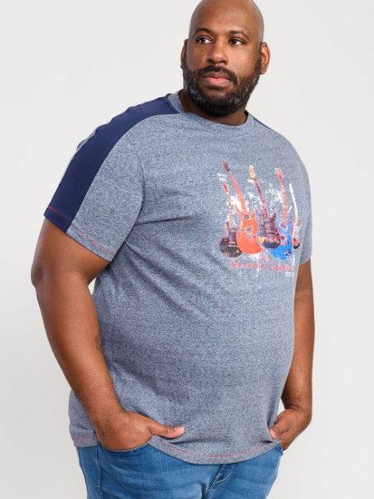 D555 Sharnbrook Electric Legends Guitar Print T-Shirt - Magliette - Magliette Uomo Taglie Forti
