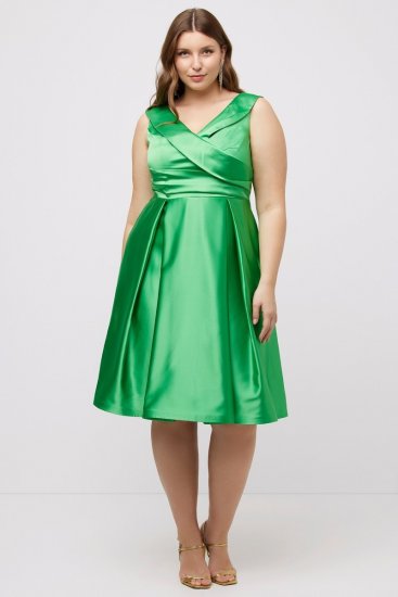 Ulla Popken 817135 Abito da sera svasato con scollo a V Verde - Abiti da sera - Abiti da sera taglie forti