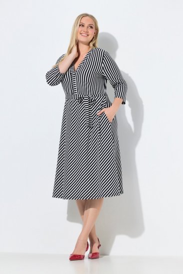 Ulla Popken 848052 Abito midi a righe con cintura da annodare Nero - Vestiti midi - Abiti midi taglie comode
