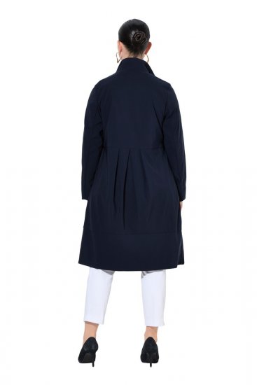 Ulla Popken 849803 Cappotto elasticizzato con collo alto Blu scuro - Cappotti - Cappotti taglie forti da donna