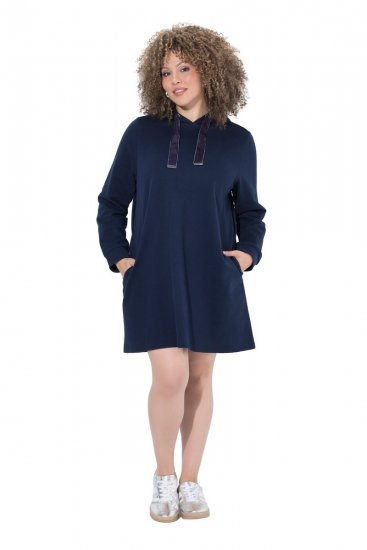 Ulla Popken 853652 Abito di velluto con cappuccio Blu scuro - Abiti da sera - Abiti da sera taglie forti