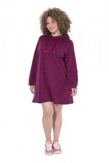 Ulla Popken 853652 Abito in felpa a maniche lunghe con cappuccio Rosso bacca - Abiti - Vestiti per tutte le taglie