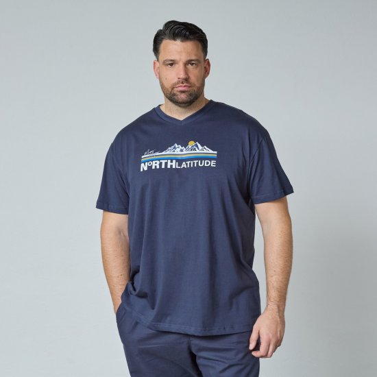 North Latitude Mountain T-Shirt V-Neck Blu navy - Magliette - Magliette Uomo Taglie Forti