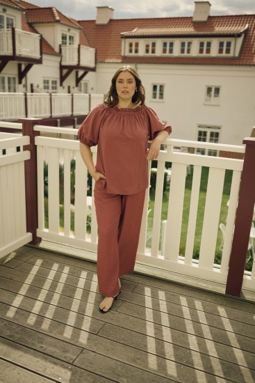 Kaffe Curve Neela Off-Shoulder Blouse Henna Brown - Camicie e tuniche - 