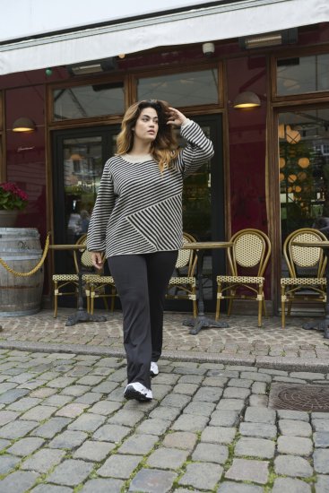 Kaffe Curve Jenna Leggings svasati Nero profondo - Jeans & Pantaloni Donna Taglie Comode – Plus Size - 