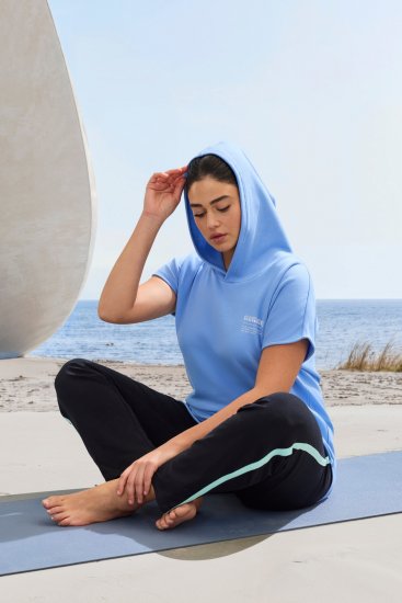 Ulla Popken Quick Drying Short Sleeve Hoodie Light Blue - Felpe & felpe con cappuccio - 