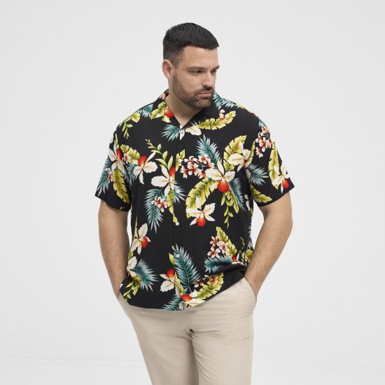 North Latitude Shirt Short Sleeve Printed Allover Black - Camicie - Camicie Taglie Forti Uomo