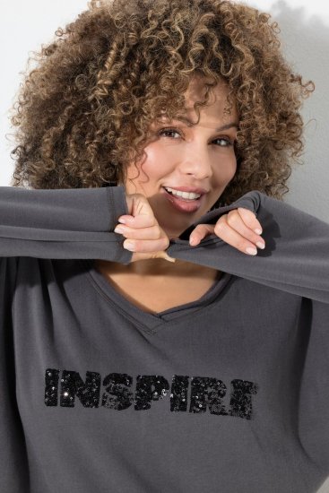 Ulla Popken Inspire Lettering V-Neck Sweatshirt Graphite Grey - Felpe & felpe con cappuccio - Felpe, Hoodie e Maglieria Calda