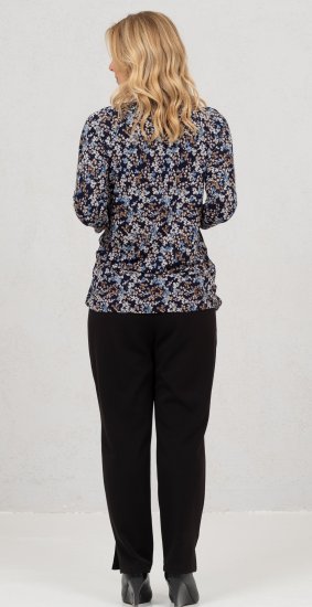 Scandinavian Caramel Tiny Flower Petals Blouse Light Blue - T-shirt stampate da donna - 